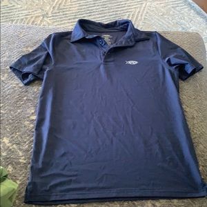 Boys medium Aftco shirt